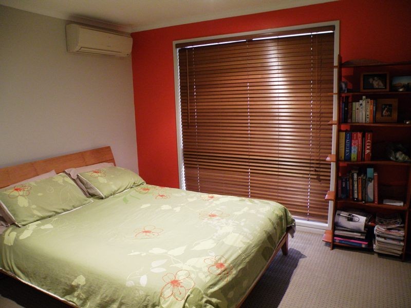 1 Splice Street, Mermaid Waters QLD 4218