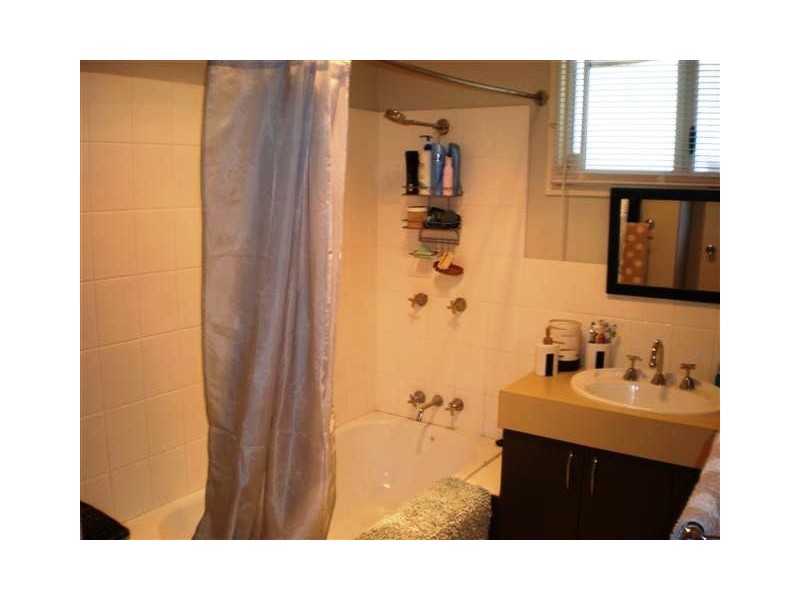 4 Norman Street, Andergrove QLD 4740