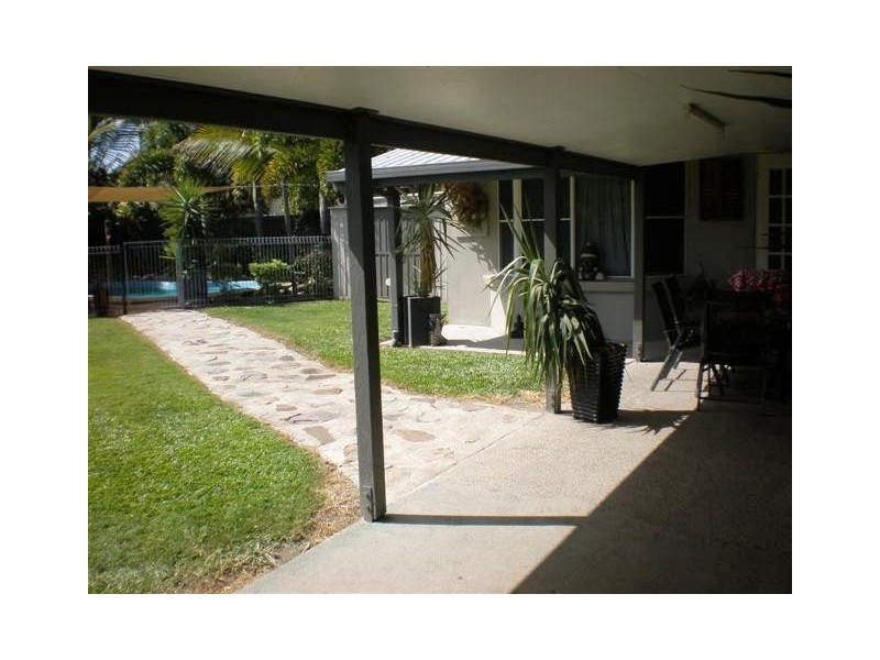 4 Norman Street, Andergrove QLD 4740