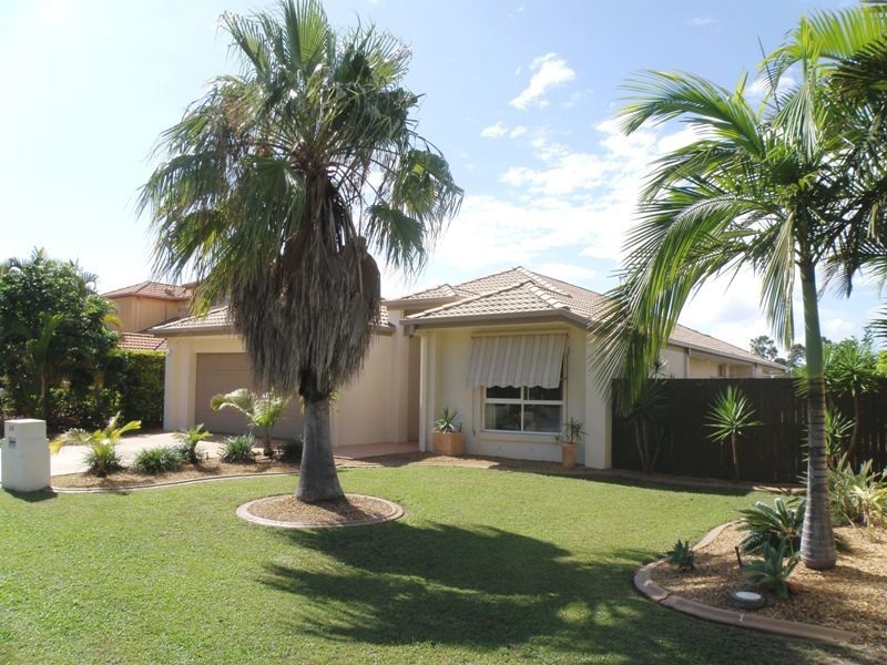 66 Burrendong Road, Coombabah QLD 4216