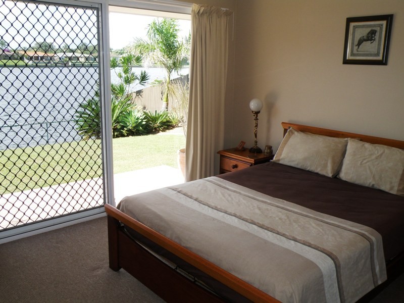 66 Burrendong Road, Coombabah QLD 4216