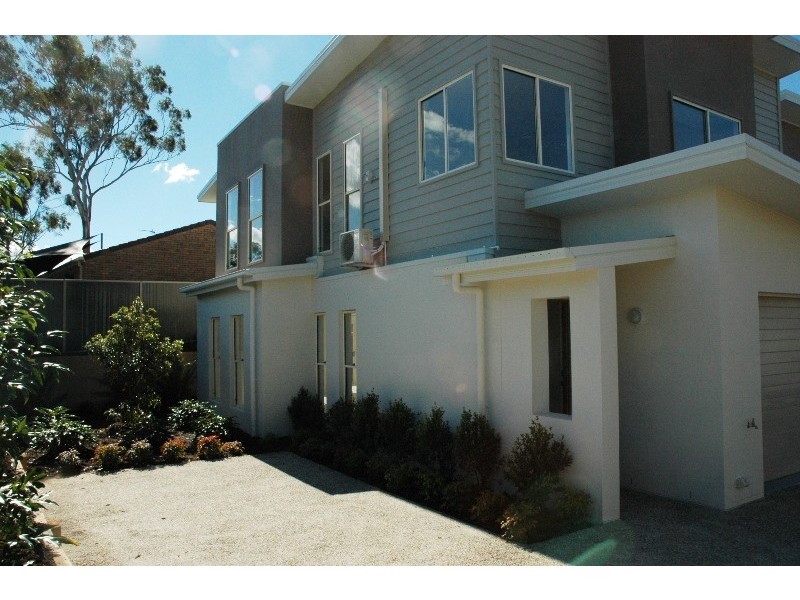 1/49 Usher Avenue, Labrador QLD 4215