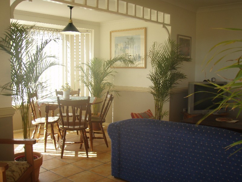 76 Murphy St, Point Vernon QLD 4655