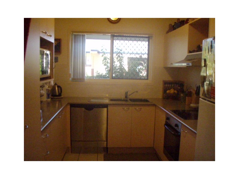 115/34 Elizabeth St, Urangan QLD 4655