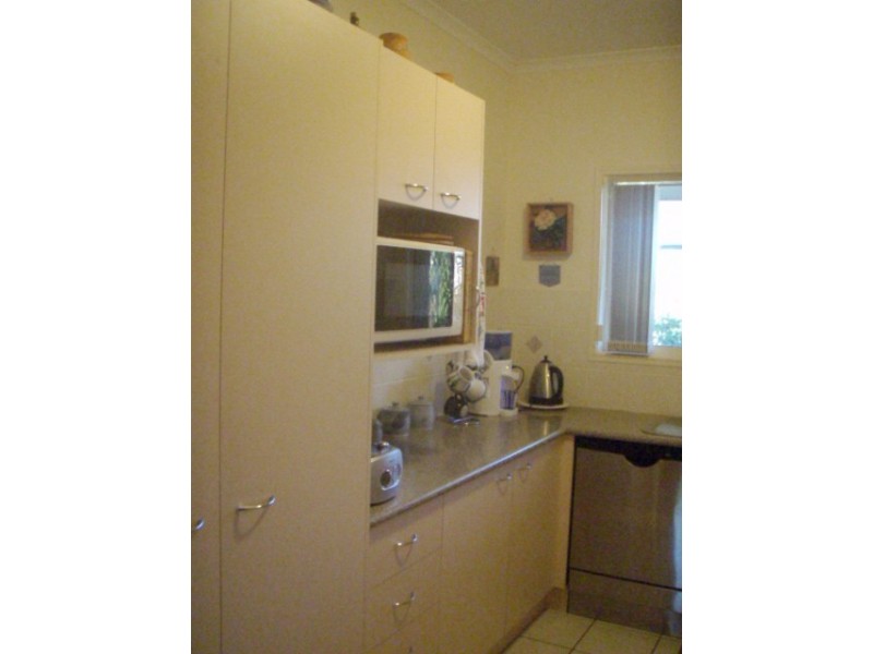 115/34 Elizabeth St, Urangan QLD 4655