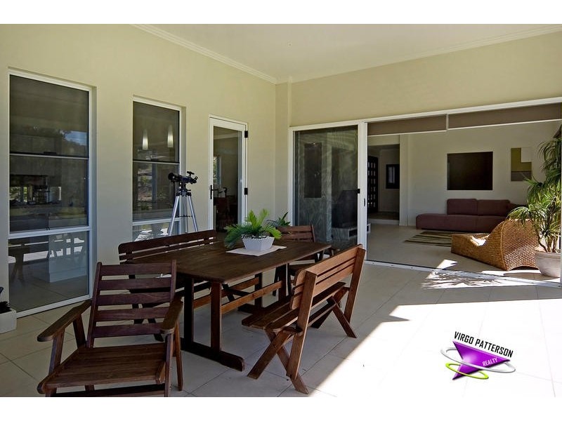 2 Ironbark Court, Wongawallan QLD 4210