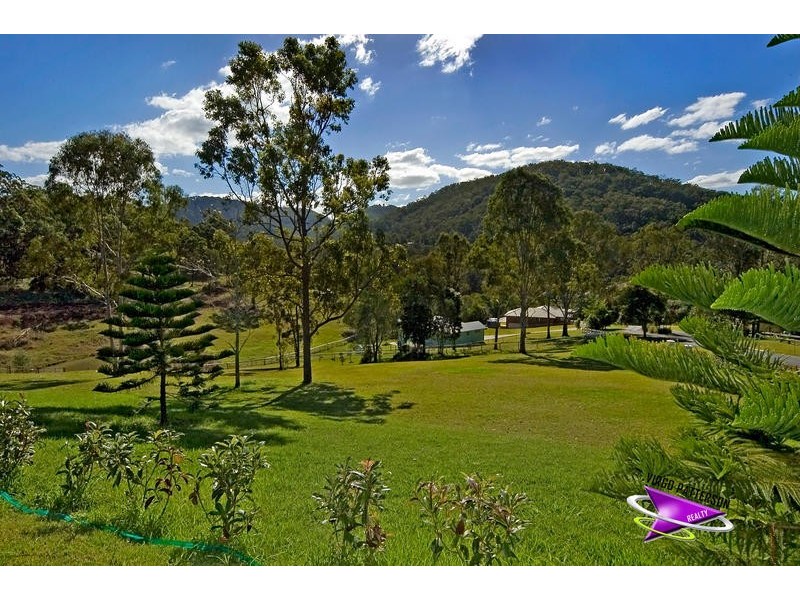 2 Ironbark Court, Wongawallan QLD 4210