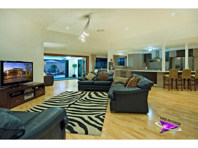 17 Leander Circuit, Oxenford QLD 4210