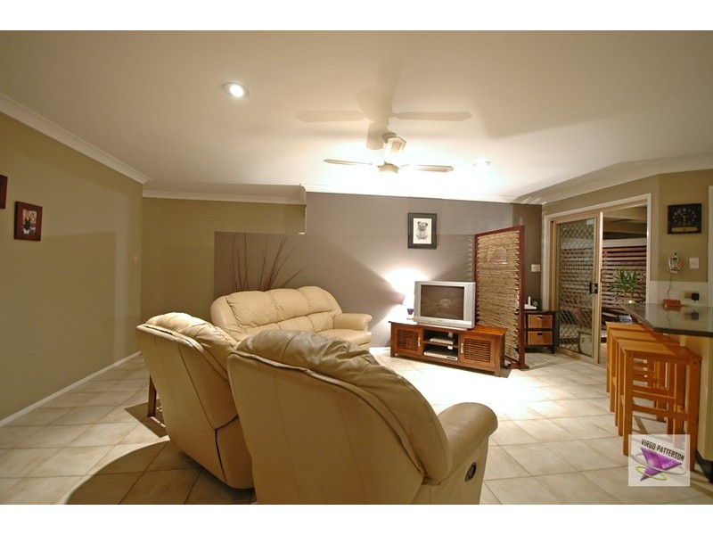 46 Kingaroy Ave, Helensvale QLD 4212