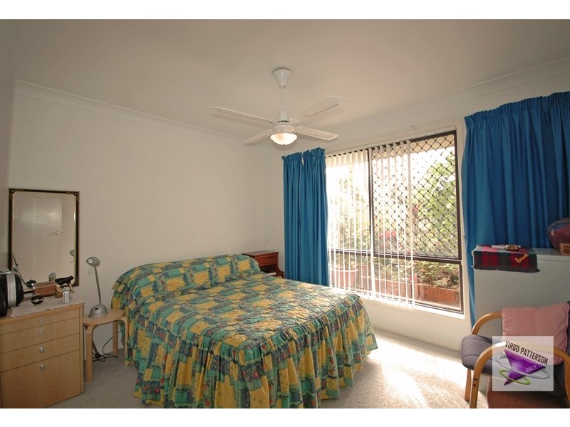 4 Maldon Court, Helensvale QLD 4212