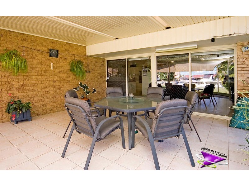 2 Bass Place, Paradise Point QLD 4216