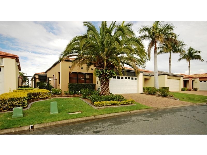 559 Oyster Cove Promenade, Helensvale QLD 4212