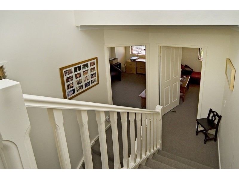 2/18 Doyalson Rd, Helensvale QLD 4212