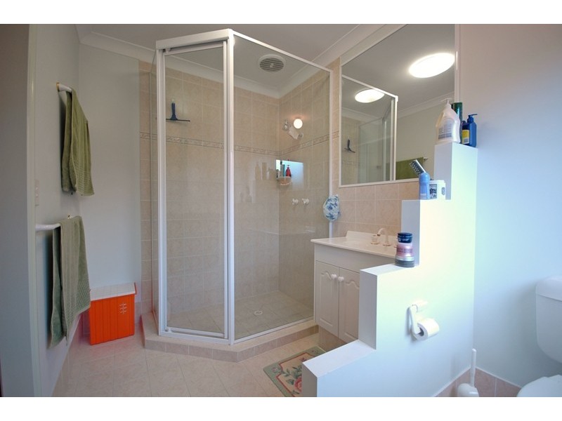 4 Elanda Place, Helensvale QLD 4212