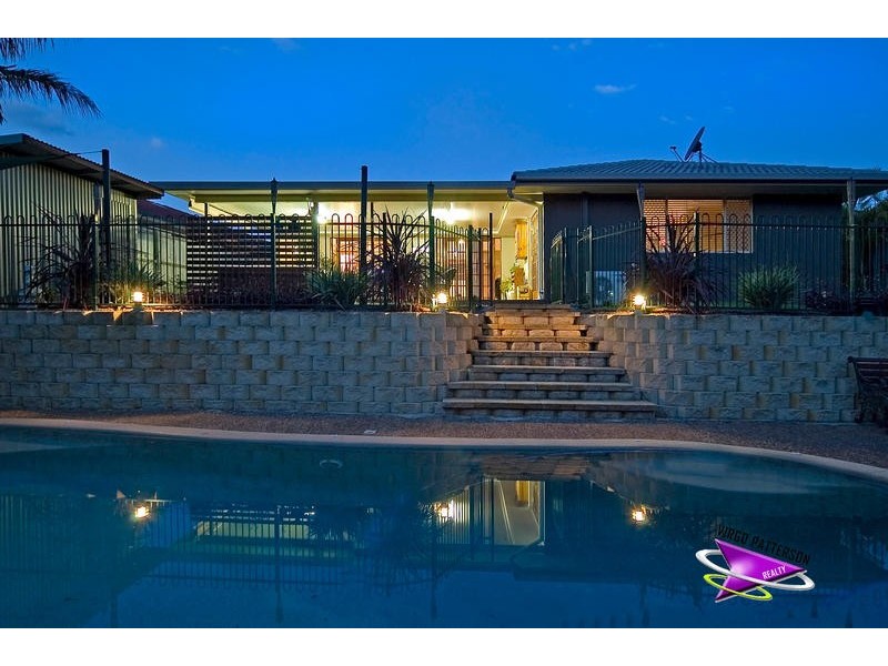 24 Cootharaba Drive, Helensvale QLD 4212