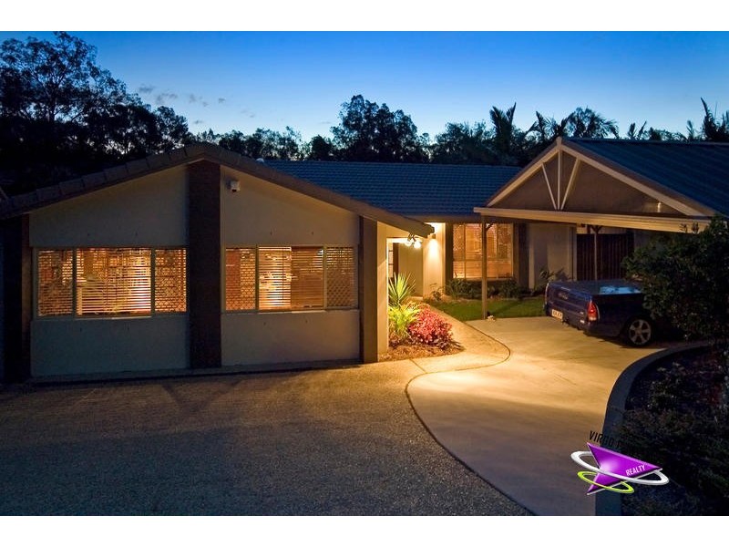 24 Cootharaba Drive, Helensvale QLD 4212