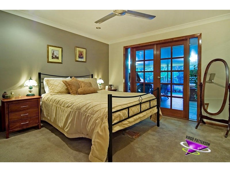24 Cootharaba Drive, Helensvale QLD 4212