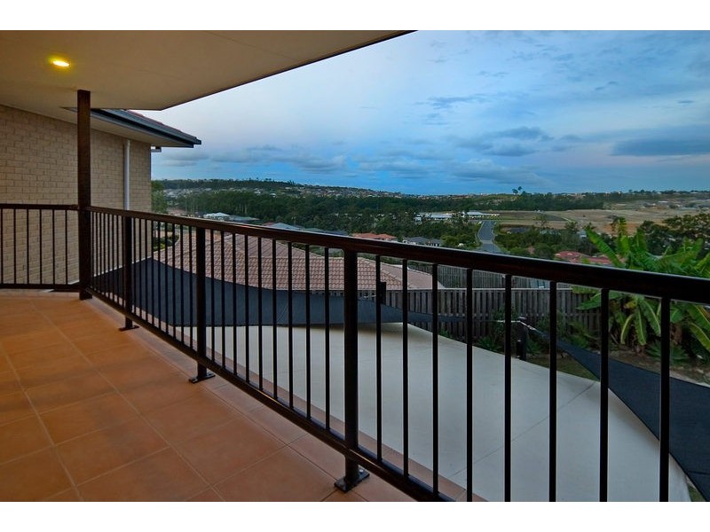 31 Maloney Crescent, Maudsland QLD 4210