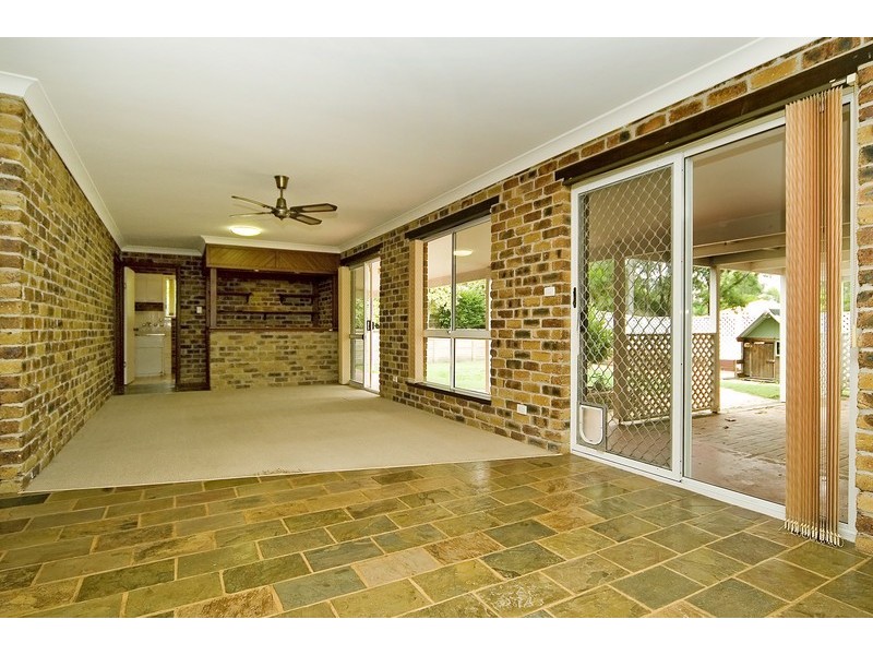 22 Kentucky Crescent, Oxenford QLD 4210