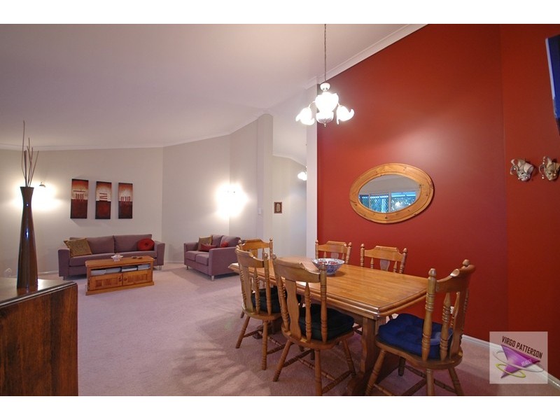 6 Audrey Avenue, Helensvale QLD 4212