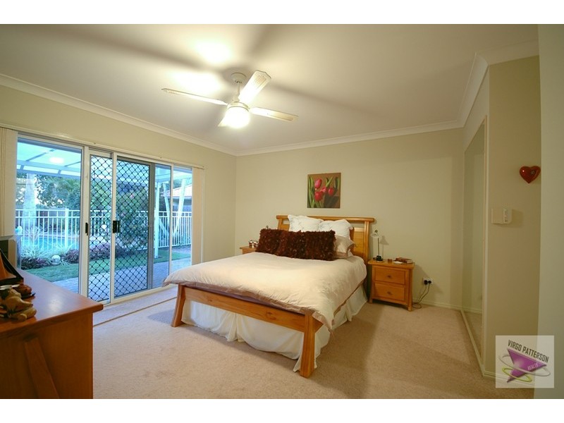 6 Audrey Avenue, Helensvale QLD 4212