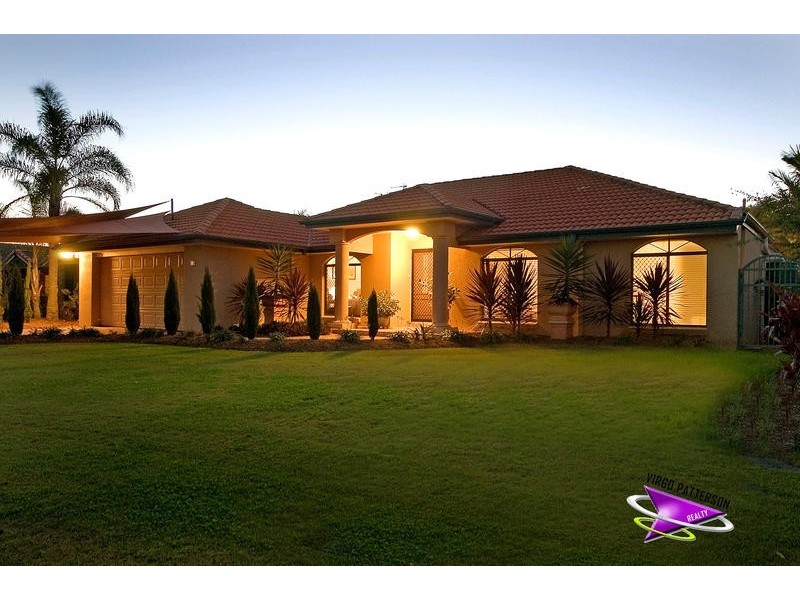 12 Audrey Avenue, Helensvale QLD 4212