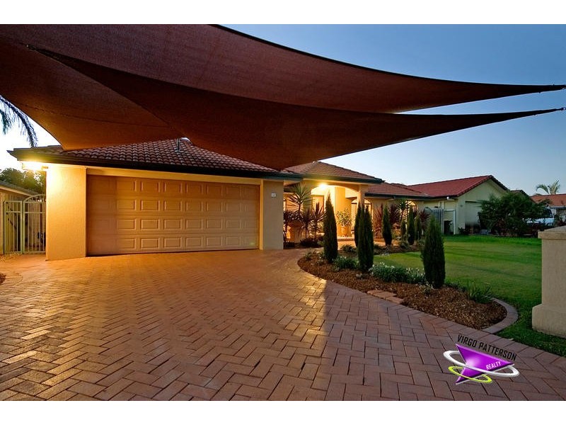 12 Audrey Avenue, Helensvale QLD 4212