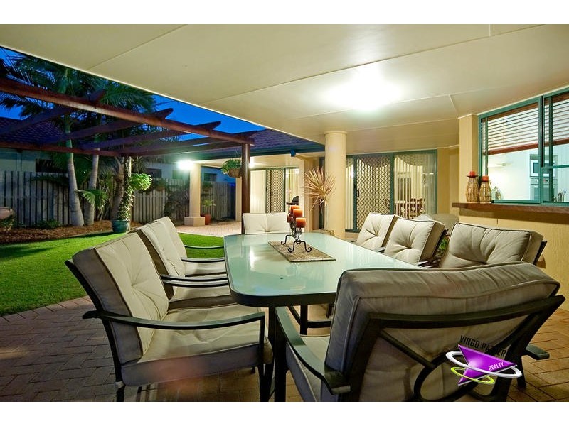 12 Audrey Avenue, Helensvale QLD 4212