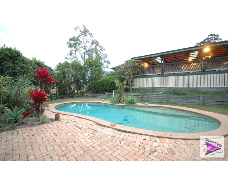 15 Wimbledon Way, Oxenford QLD 4210