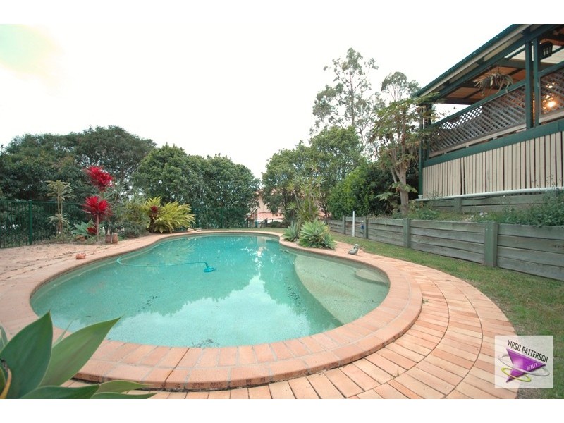 15 Wimbledon Way, Oxenford QLD 4210