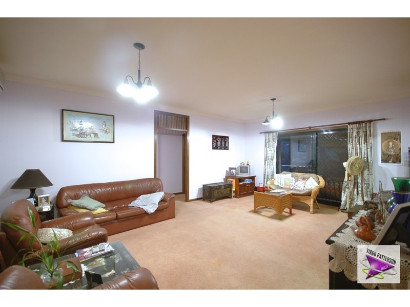 15 Wimbledon Way, Oxenford QLD 4210