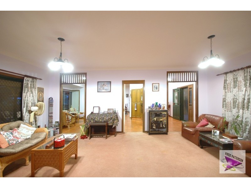 15 Wimbledon Way, Oxenford QLD 4210