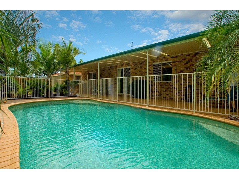 66 Cootharaba Drive, Helensvale QLD 4212