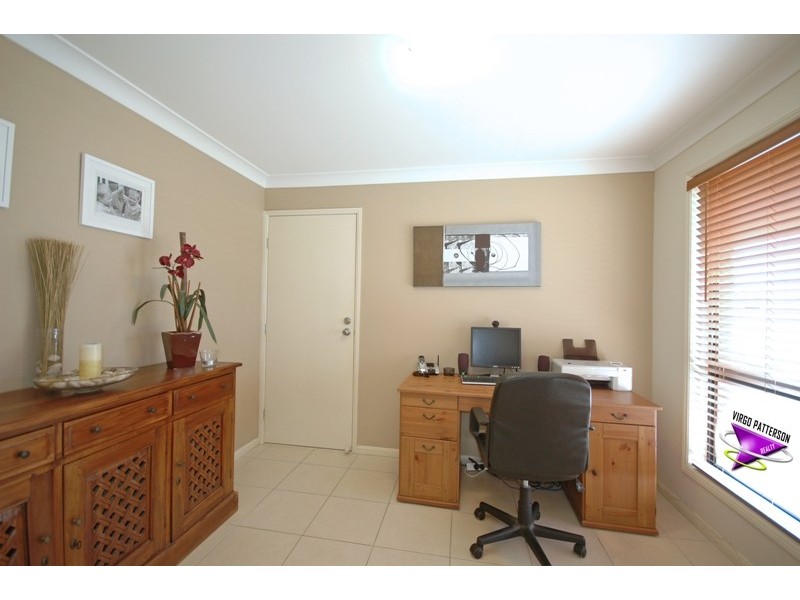 24 Wellers St, Pacific Pines QLD 4211