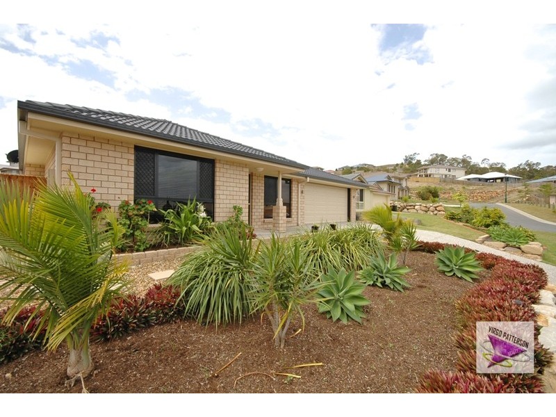 24 Wellers St, Pacific Pines QLD 4211