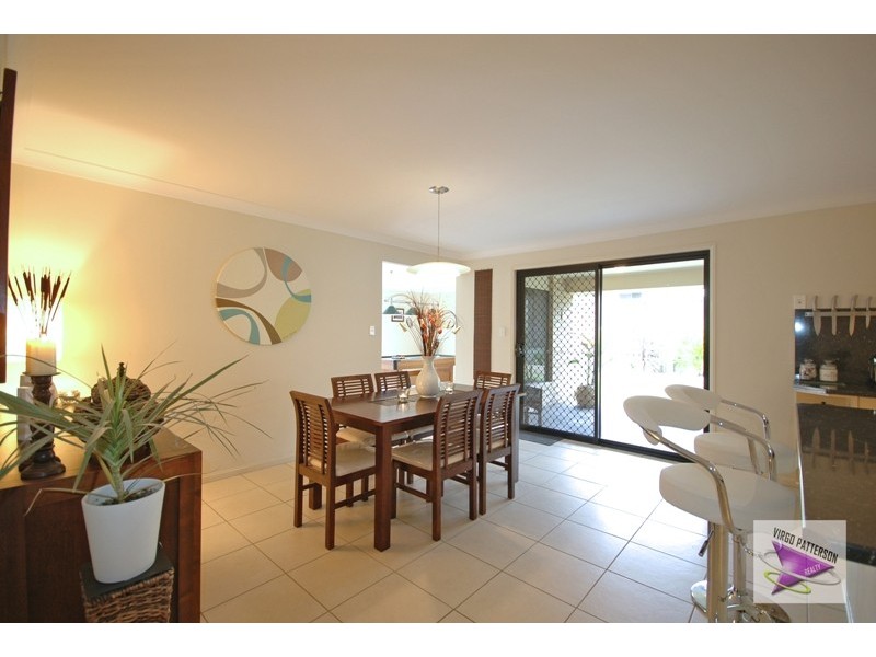 24 Wellers St, Pacific Pines QLD 4211