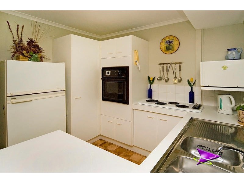 1/30 Botanical Drive, Labrador QLD 4215