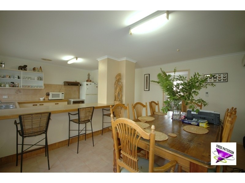 237 Central Drive, Labrador QLD 4215