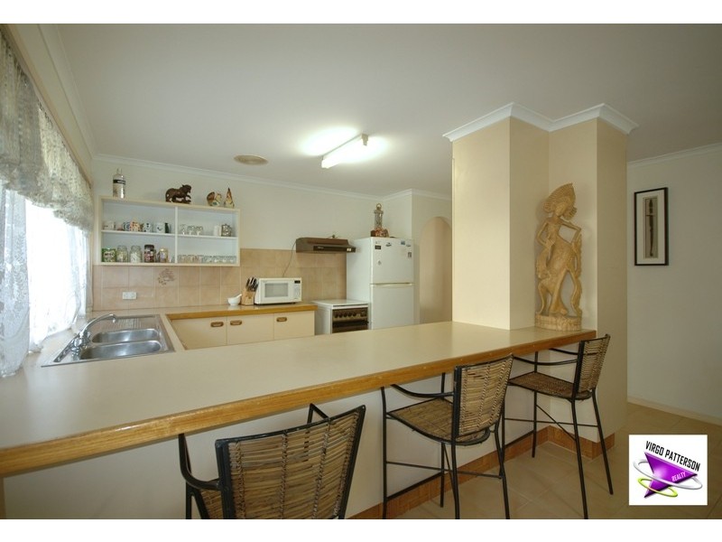 237 Central Drive, Labrador QLD 4215
