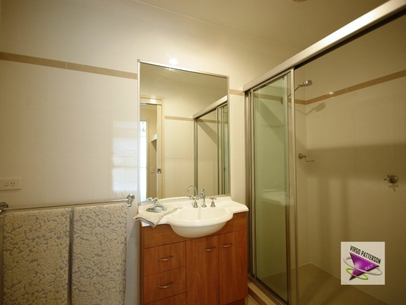 164/590 Pine Ridge Rd, Coombabah QLD 4216