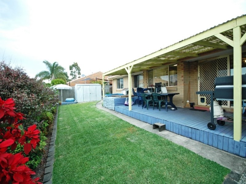 2/4 Orkney Place, Labrador QLD 4215
