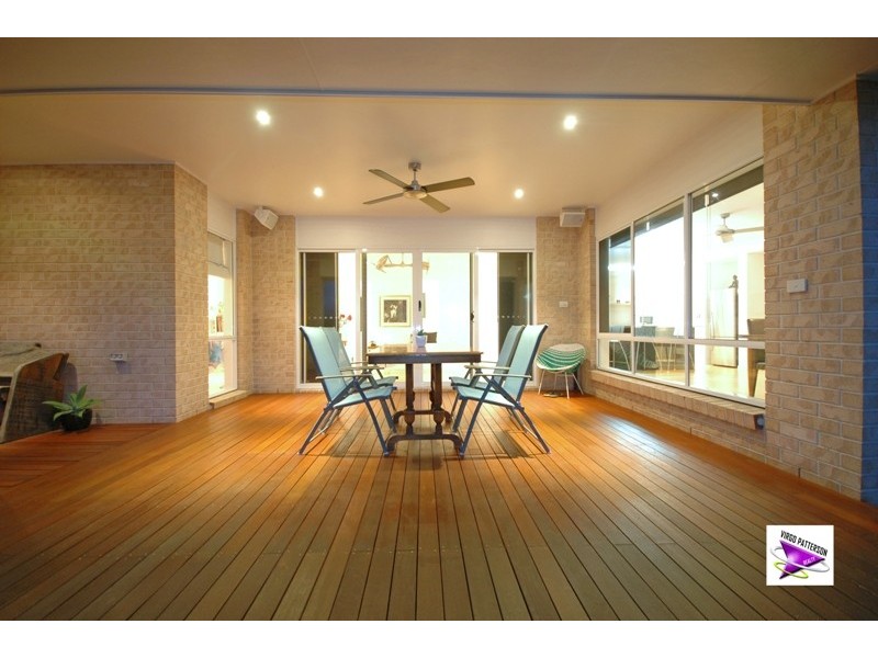 6 Osmond Court, Pacific Pines QLD 4211