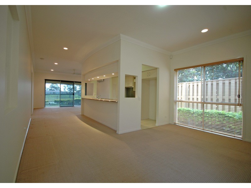 104/433 Brisbane Rd, Coombabah QLD 4216