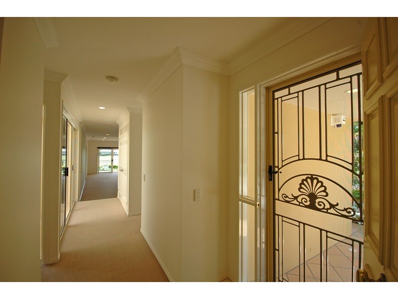 104/433 Brisbane Rd, Coombabah QLD 4216