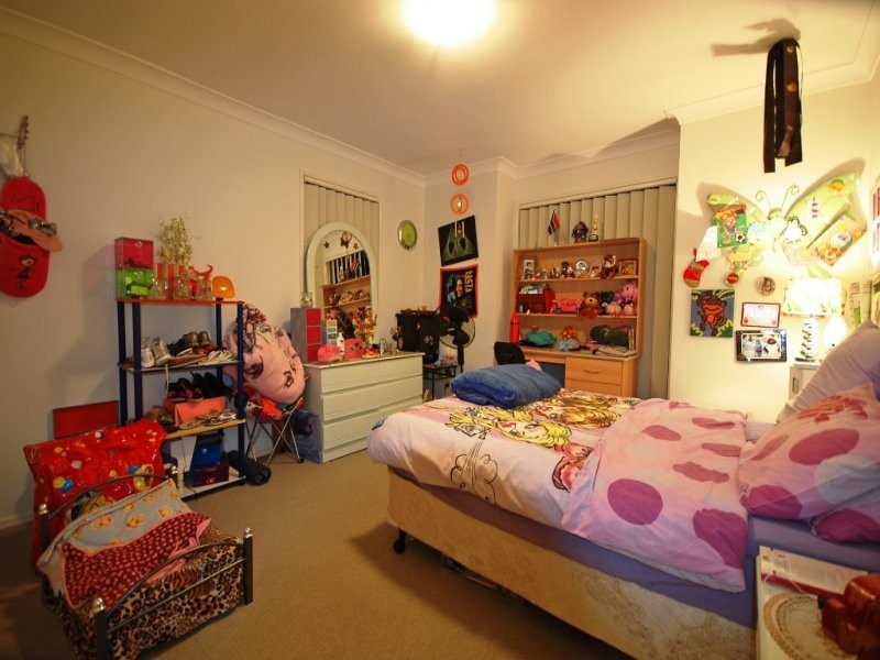 12 Rimu Place, Molendinar QLD 4214