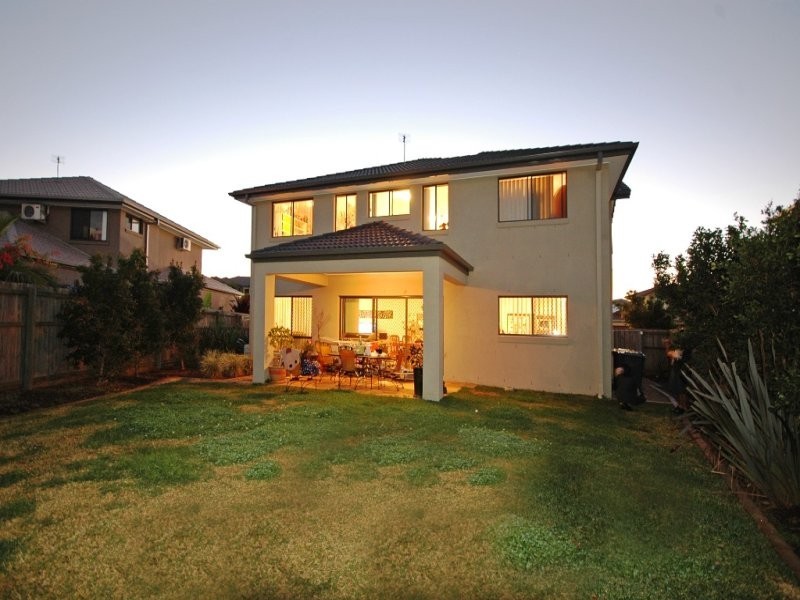 12 Rimu Place, Molendinar QLD 4214