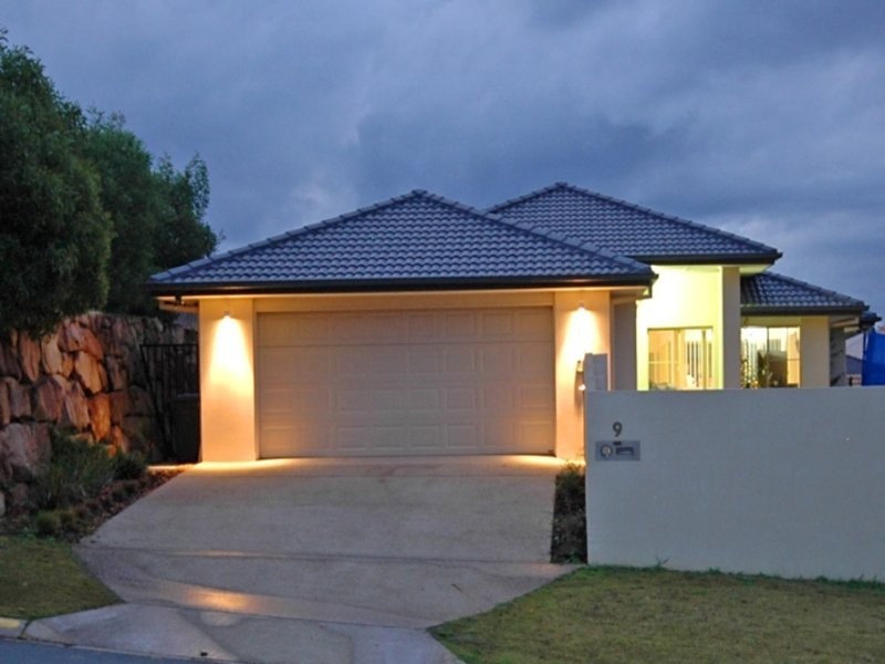 9 Silkwood Way, Molendinar QLD 4214