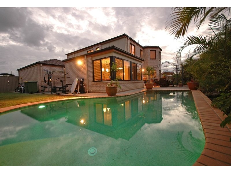 35 Lillywood Circuit, Molendinar QLD 4214