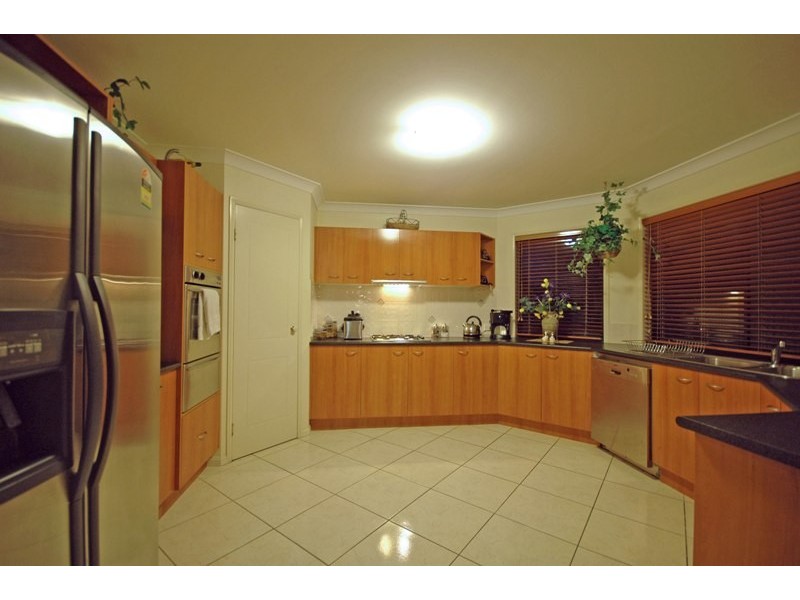 35 Lillywood Circuit, Molendinar QLD 4214