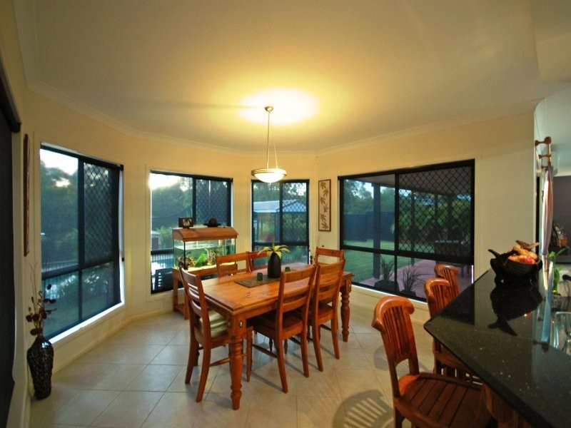 11 Hazlett St, Maudsland QLD 4210